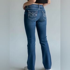 Y2K Inspired size8 28 Aver MidRise Double Stitched Embellished Pockets Boot Cut